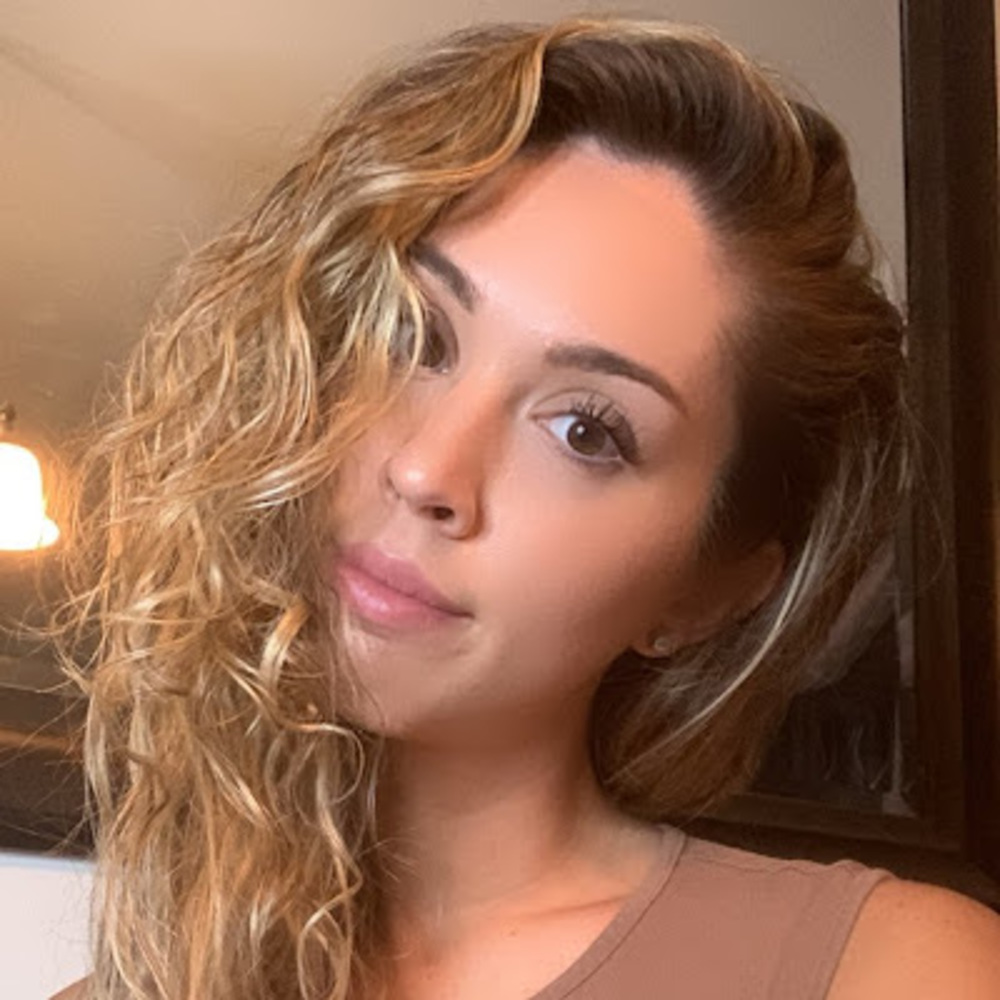 Meet your Posher, Julianna